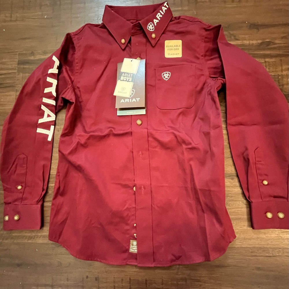 Boys youth S shirt new with tags.
